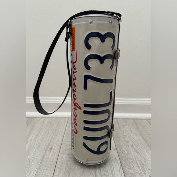 Little Earth California License Plate Wine Bottle Bag with Removable Strap - Picture 4 of 10